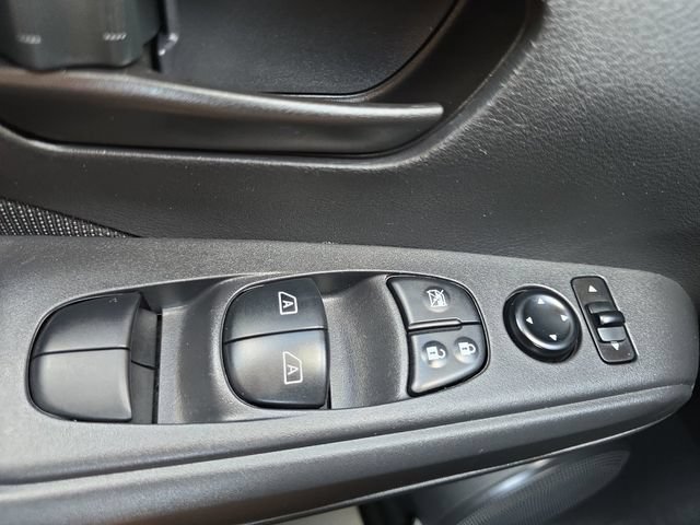 Used 2024 Nissan Kicks S FWD image 29
