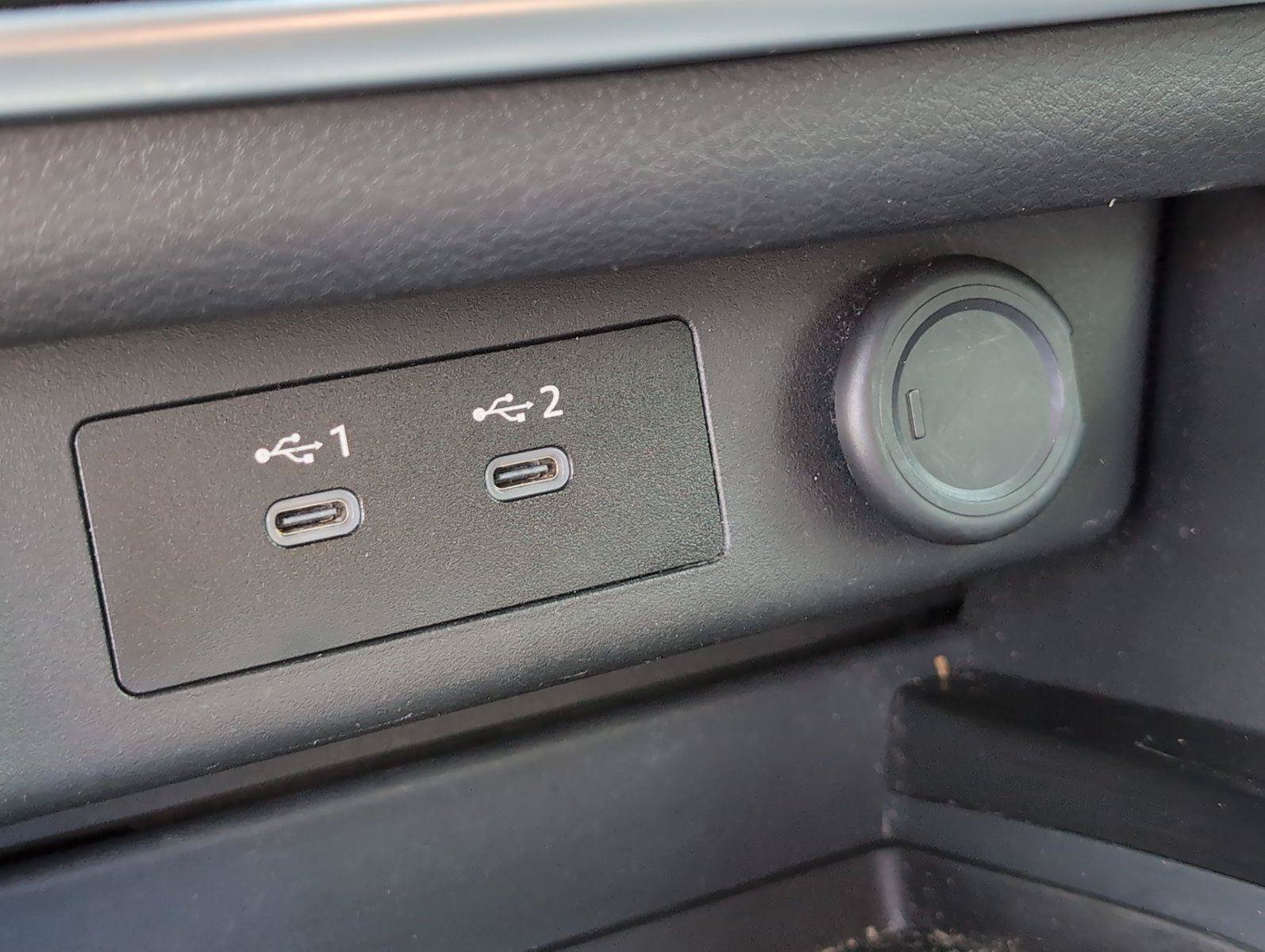 Used 2024 Nissan Rogue S AWD/4WD image 24