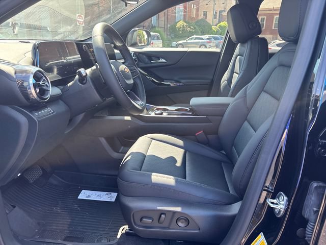 New 2027 Chevrolet Equinox LT w/ Convenience Package II AWD/4WD image 11