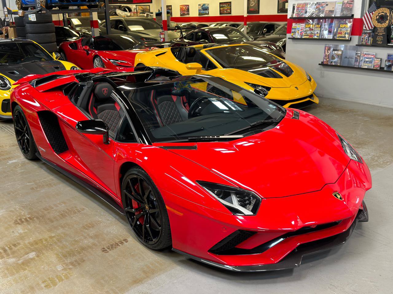 Used 2019 Lamborghini Aventador S AWD/4WD image 4