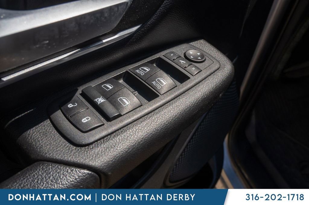 Used 2022 RAM 1500 Big Horn AWD/4WD image 16