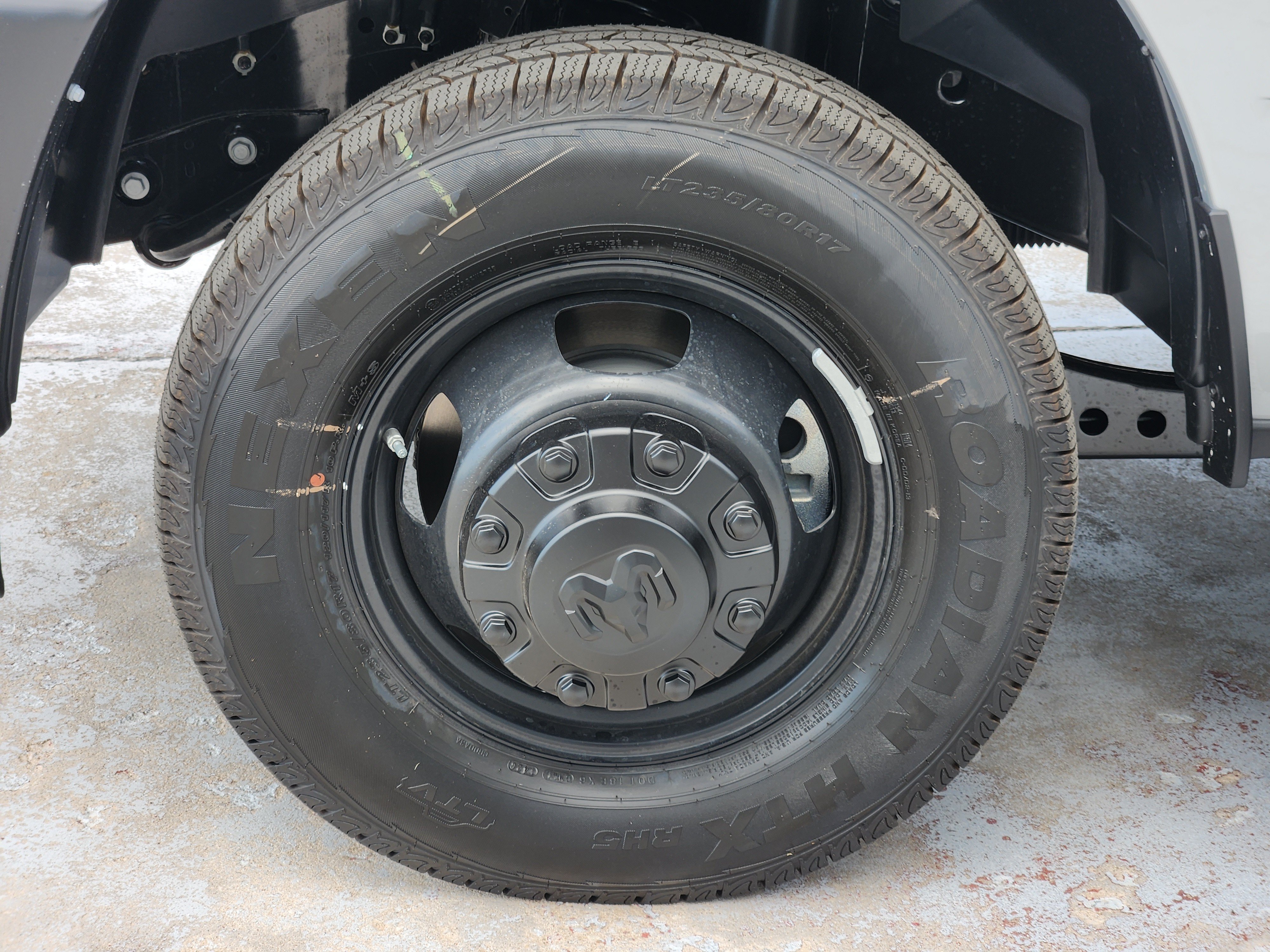 New 2027 RAM 3500 Tradesman AWD/4WD image 9