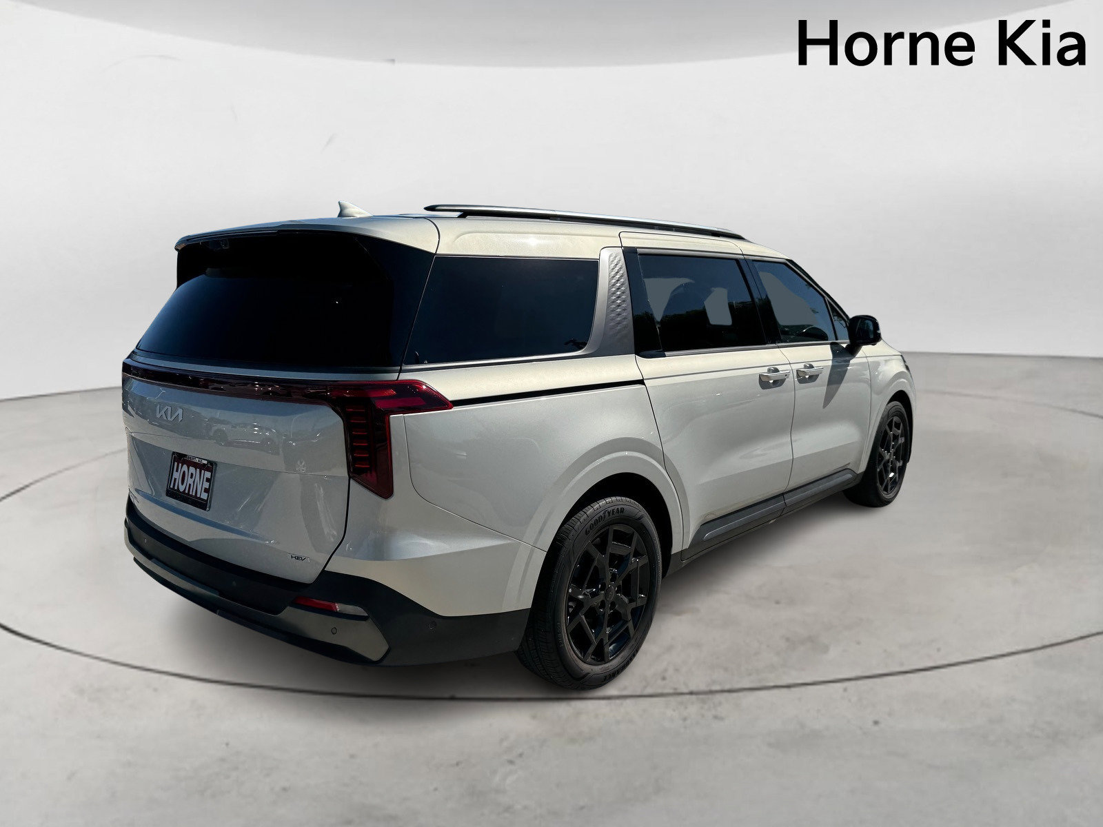 New 2025 Kia Carnival SX Prestige image 4