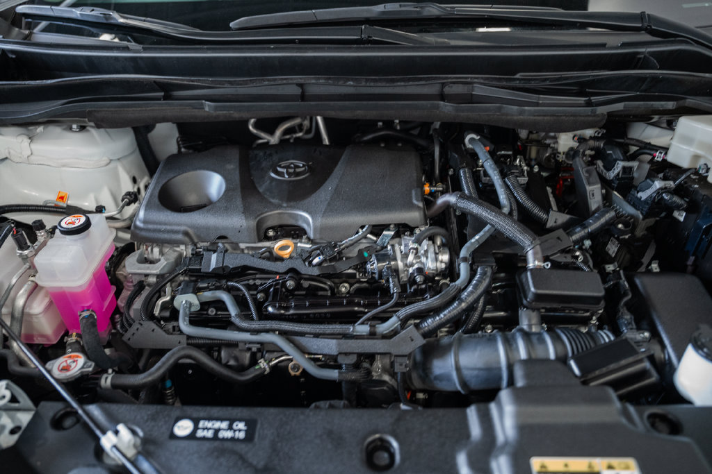 Used 2025 Toyota Sienna LE FWD image 14
