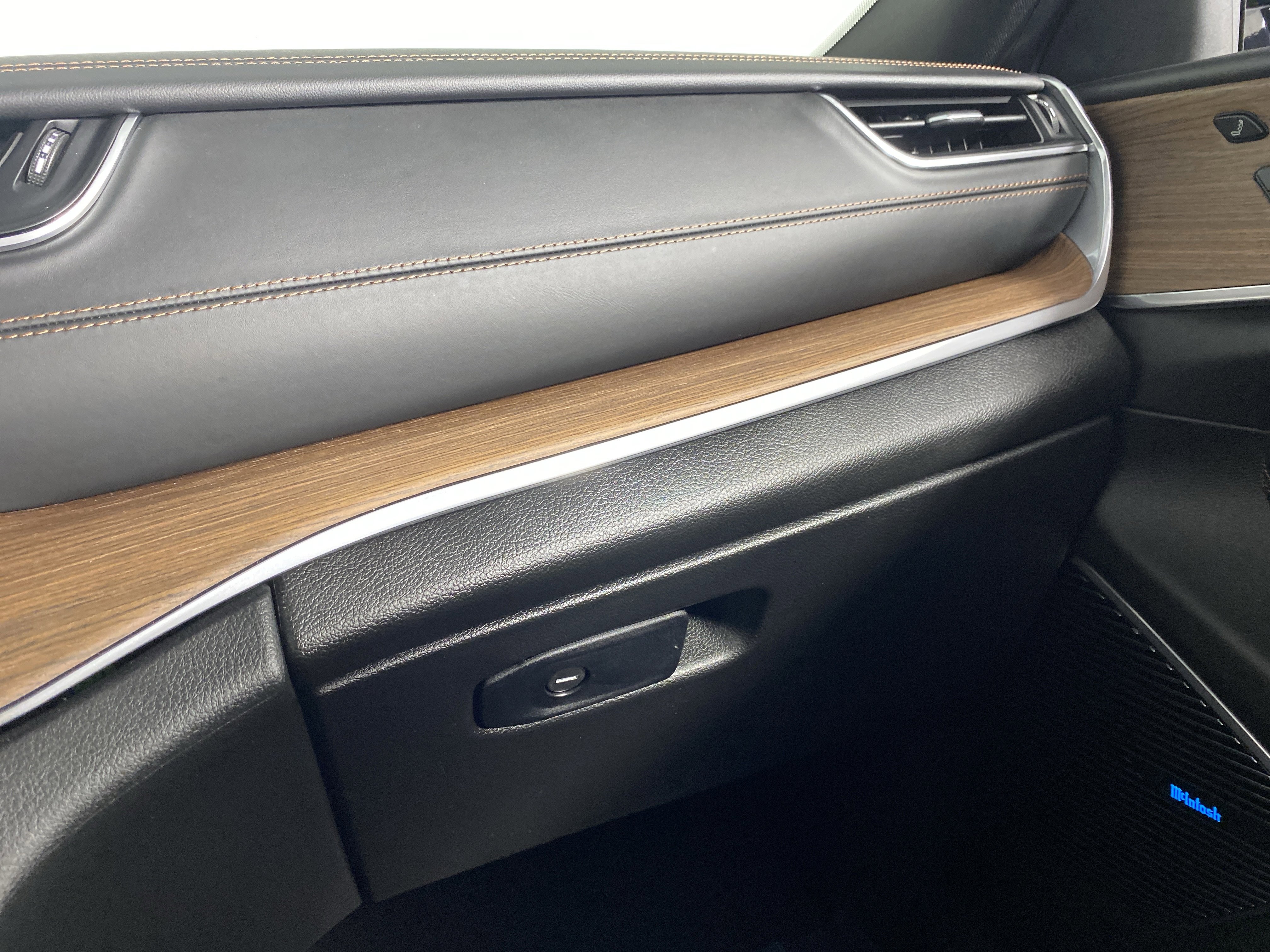 Used 2022 Jeep Grand Cherokee Summit image 32