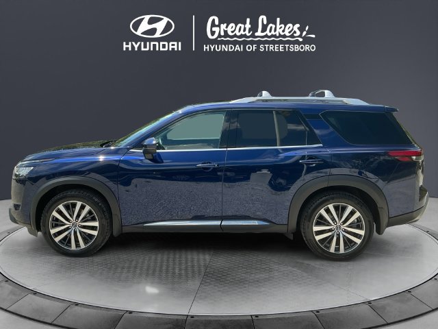 Used 2022 Nissan Pathfinder Platinum w/ Cargo Package AWD/4WD image 3