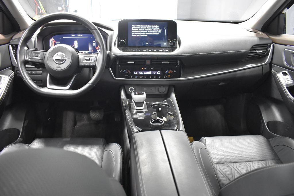 Certified 2023 Nissan Rogue Platinum w/ Platinum Premium Package AWD/4WD image 13