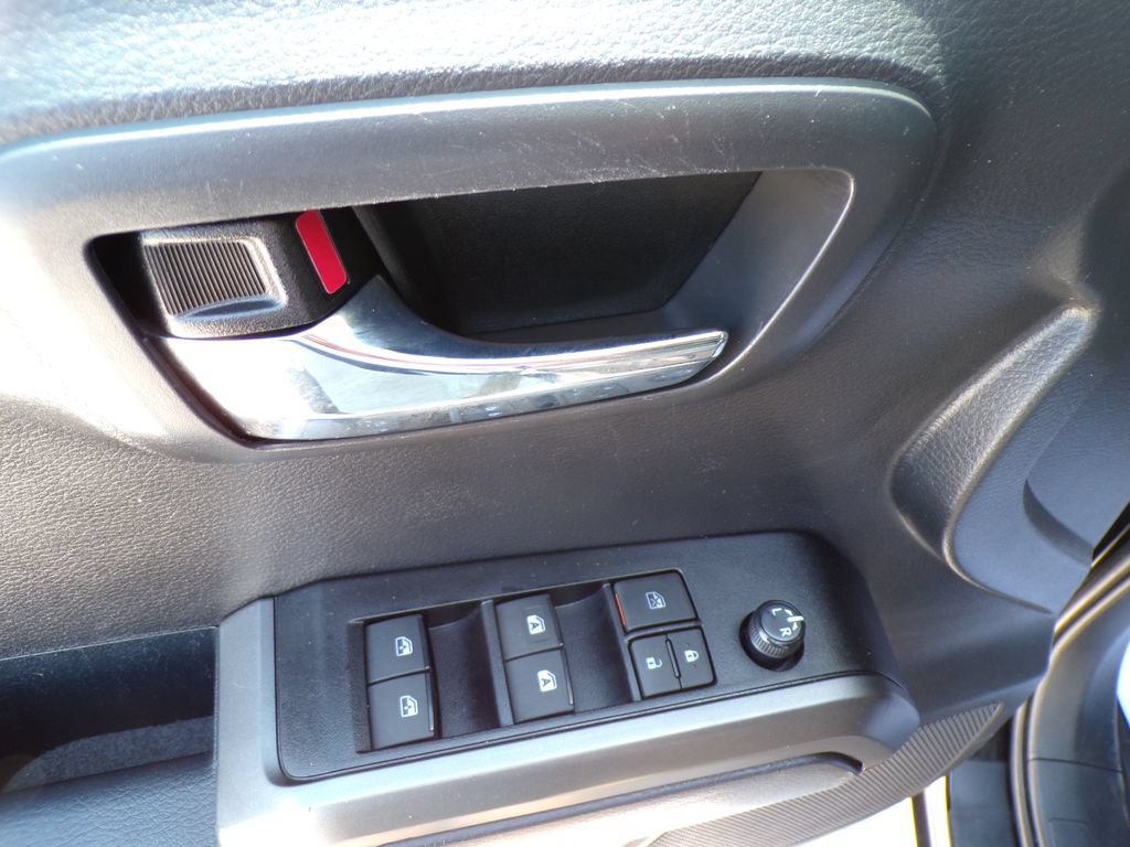 Used 2023 Toyota Tacoma TRD Sport w/ TRD Premium Sport Package AWD/4WD image 23
