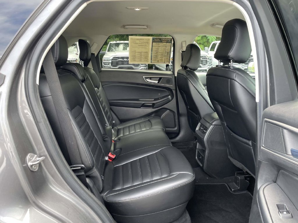 Used 2024 Ford Edge SEL AWD/4WD image 18