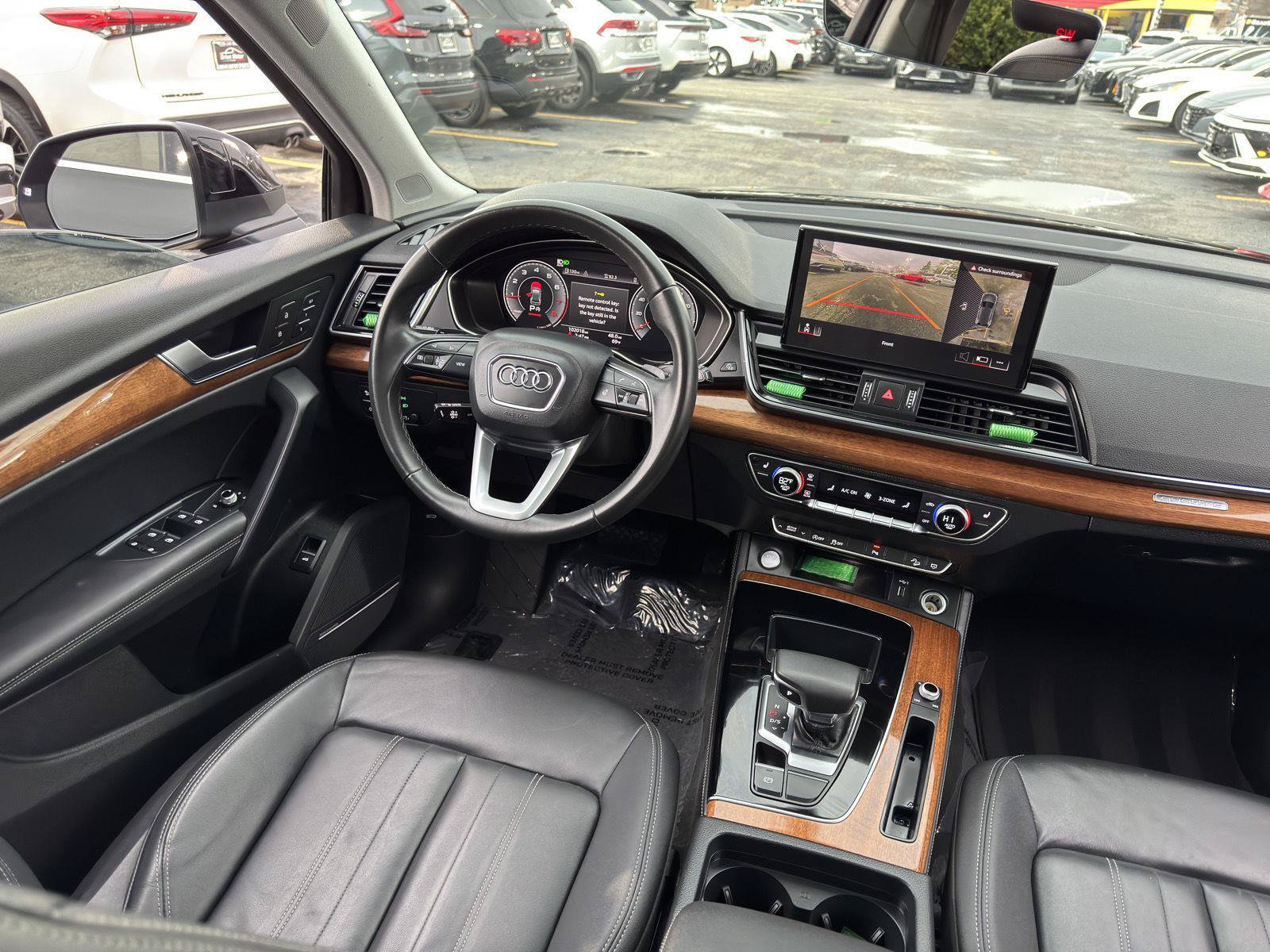 Used 2023 Audi Q5 2.0T Premium Plus w/ Premium Plus Package AWD/4WD image 31
