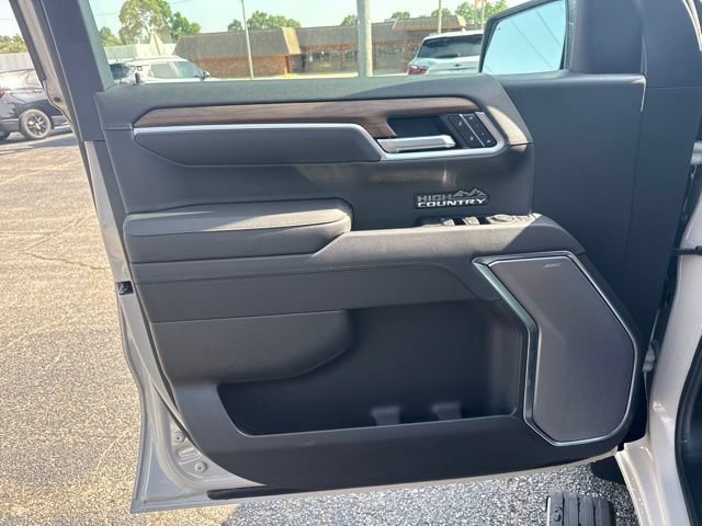New 2026 Chevrolet Silverado 1500 High Country AWD/4WD image 10