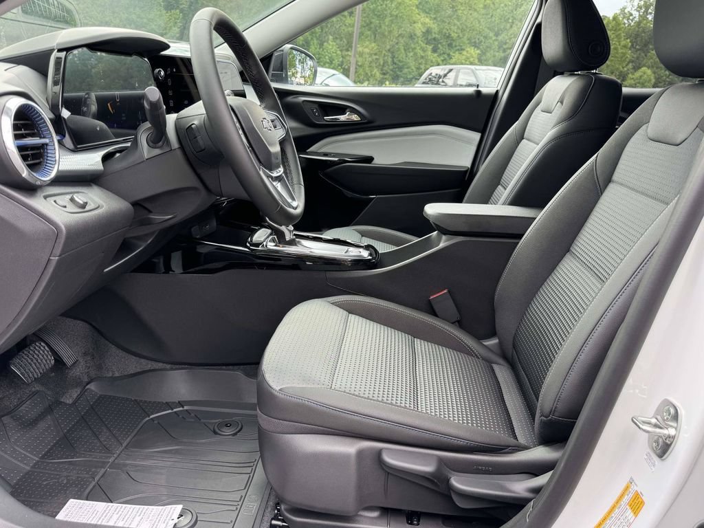 New 2026 Chevrolet Trax LT w/ Driver Confidence Package FWD image 20