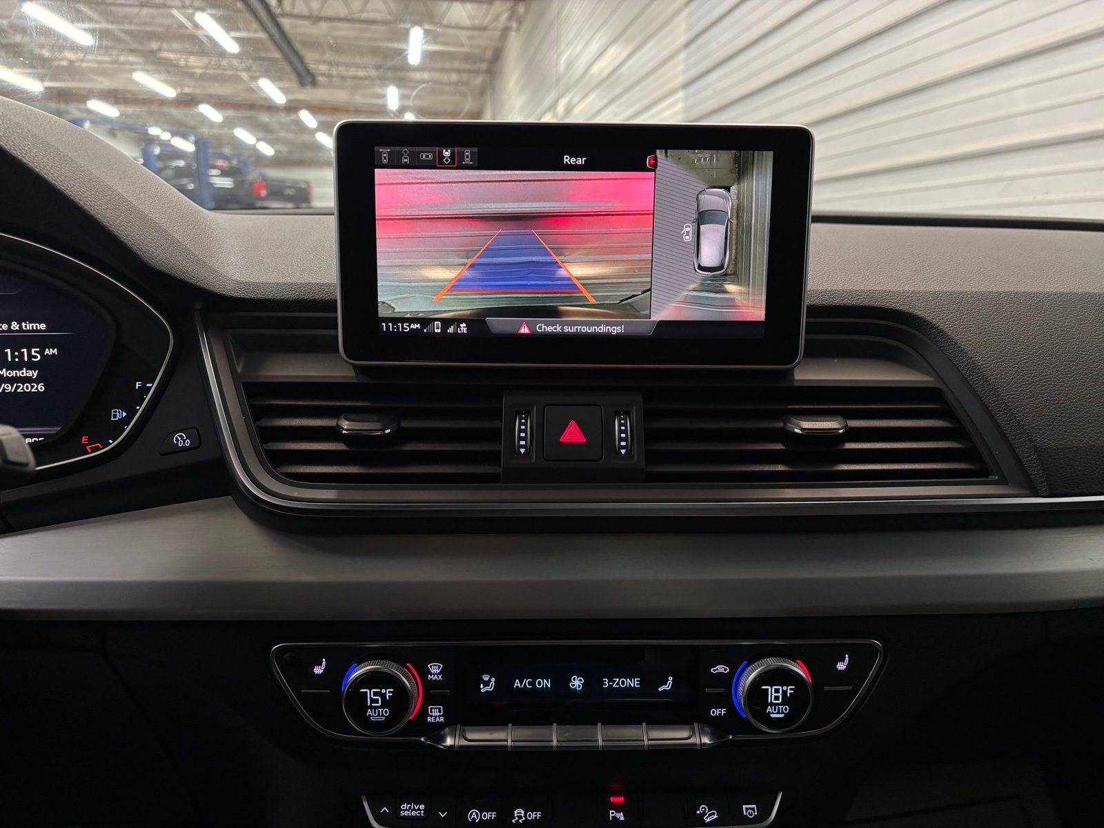 Used 2018 Audi SQ5 Prestige w/ Prestige Package image 18