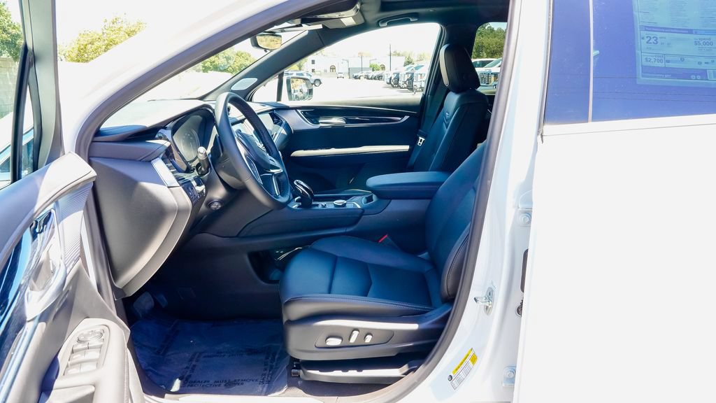 New 2026 Cadillac XT5 Premium Luxury AWD/4WD image 13