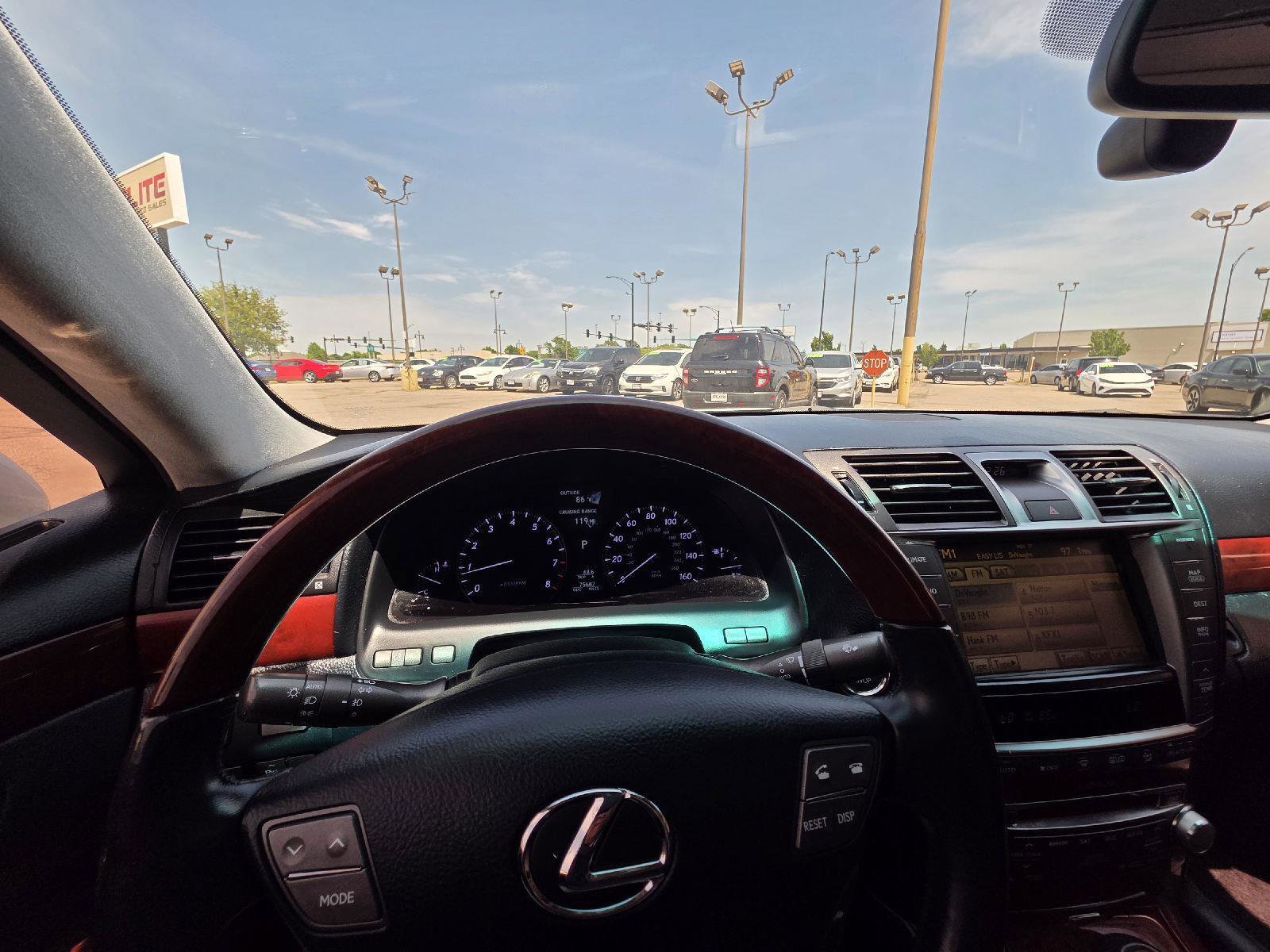 Used 2010 Lexus LS 460 L RWD image 29
