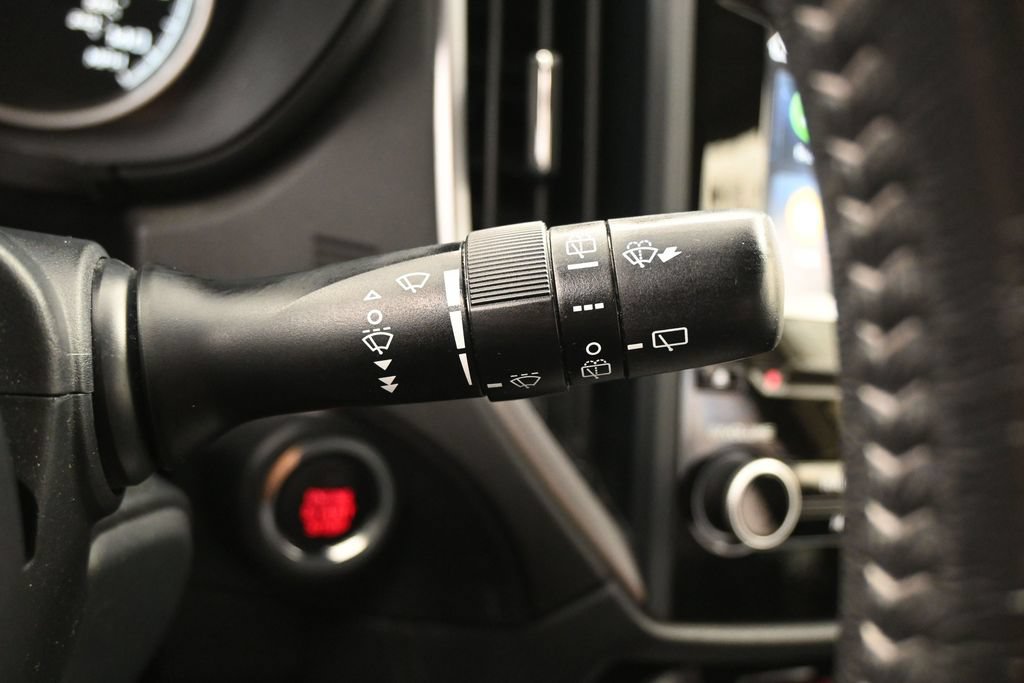 Used 2021 Subaru Forester Premium AWD/4WD image 21