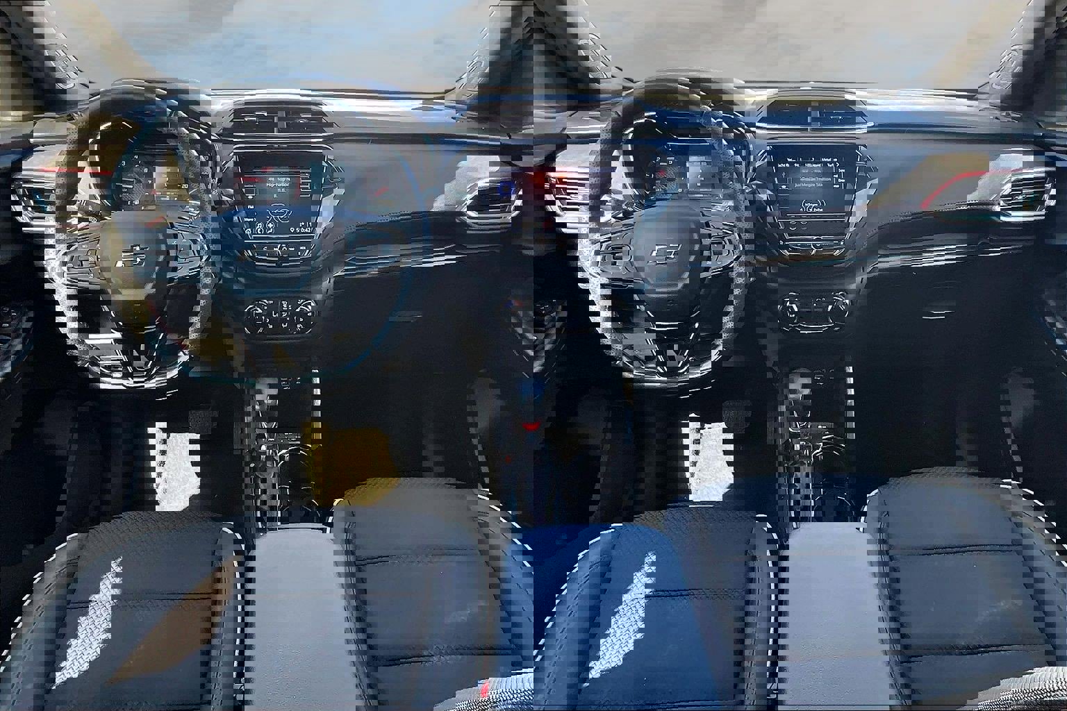 Used 2023 Chevrolet TrailBlazer RS w/ Convenience Package image 7