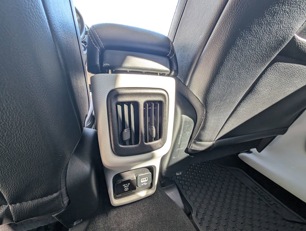 Used 2019 Jeep Compass Latitude w/ Cold Weather Group image 34