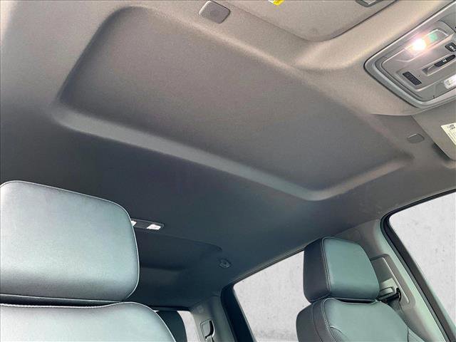 Used 2025 Chevrolet Silverado 1500 LT Trail Boss w/ Convenience Package II image 17