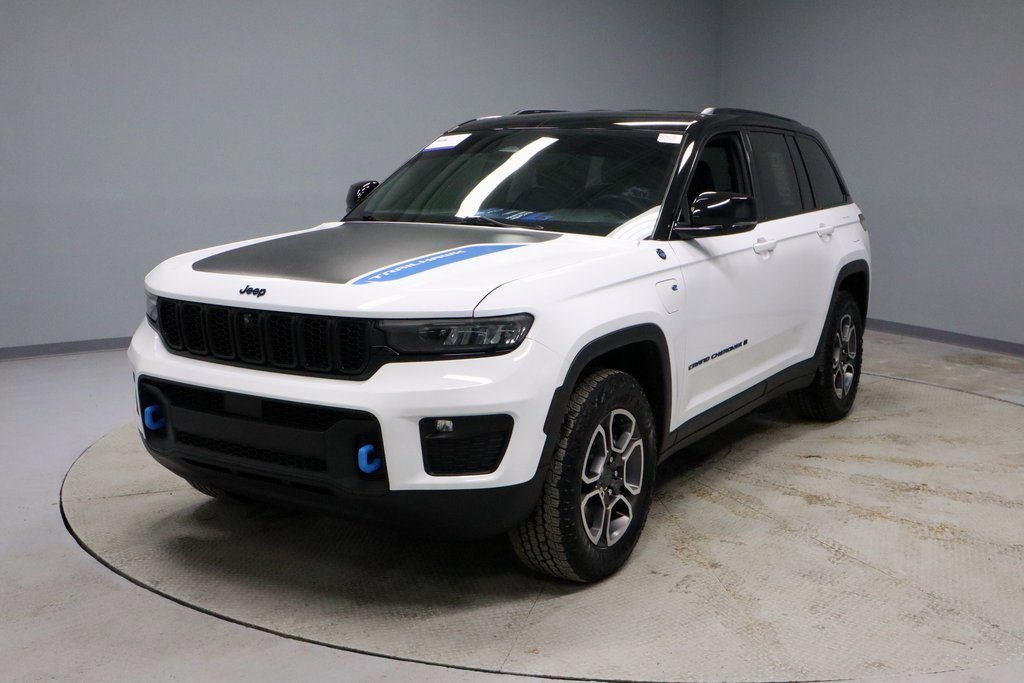 Used 2022 Jeep Grand Cherokee Trailhawk image 9