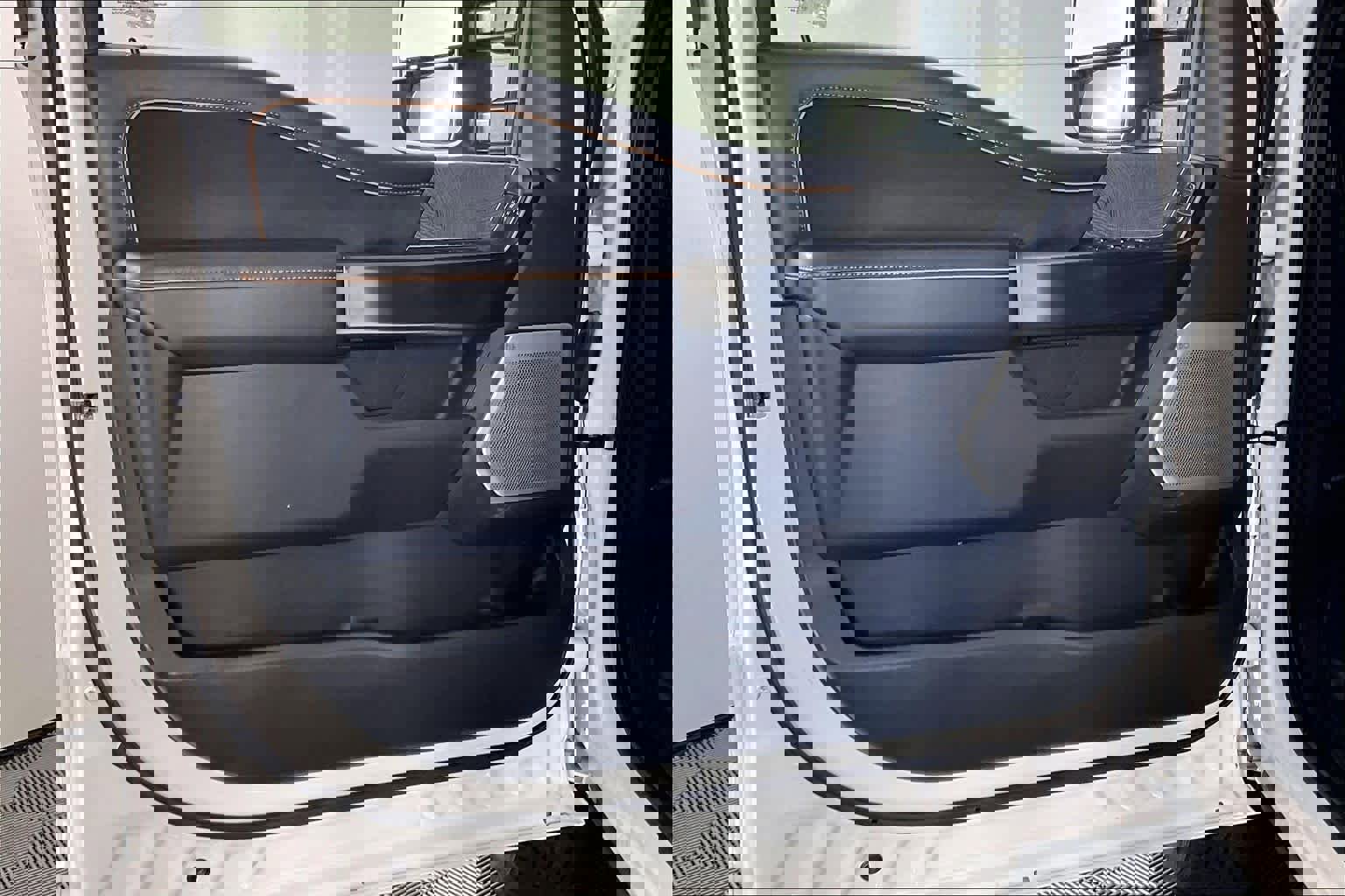 Used 2024 Ford F250 Platinum w/ FX4 Off-Road Package image 21