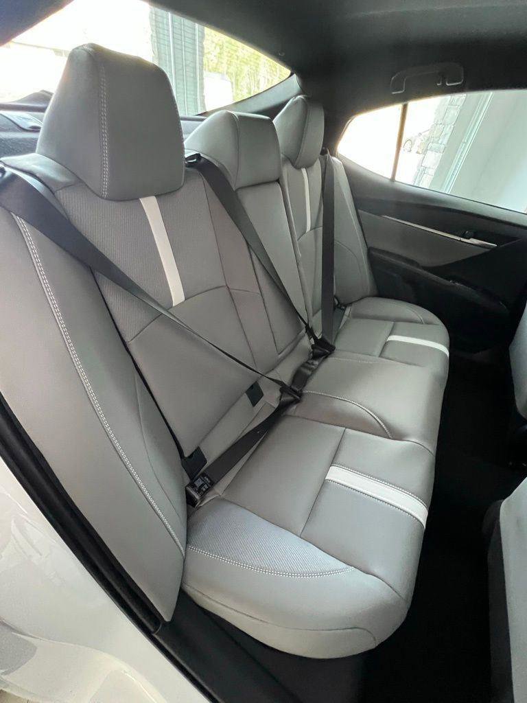 New 2026 Toyota Camry SE w/ Convenience Package FWD image 19
