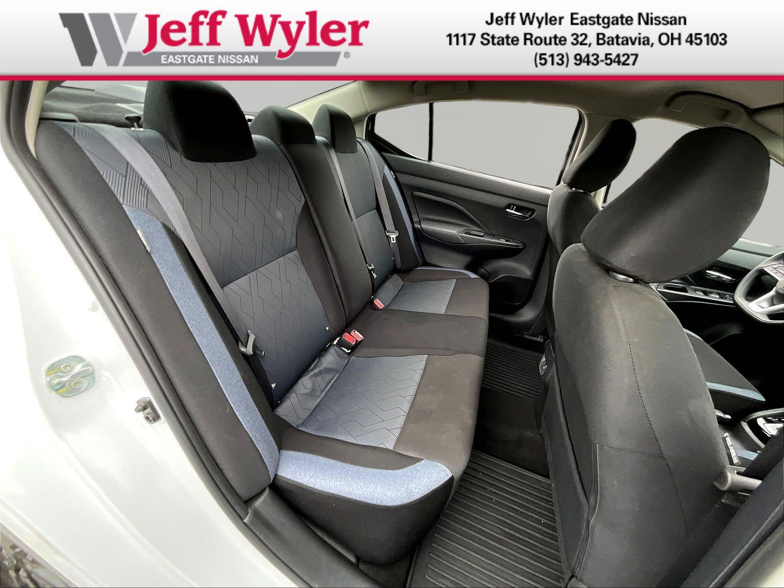 New 2025 Nissan Versa SV w/ Trunk Package FWD image 19
