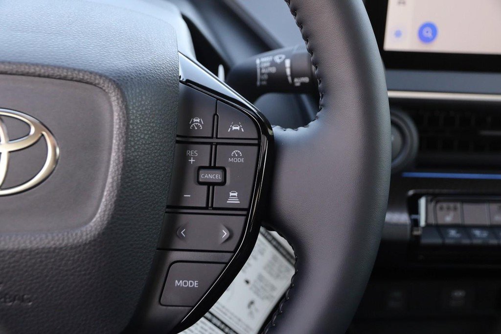 New 2026 Toyota Prius XLE image 13