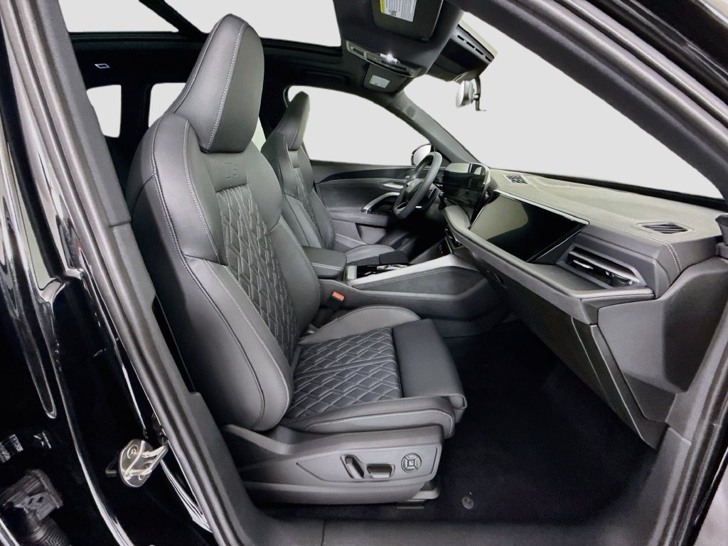 New 2026 Audi SQ5 Premium Plus AWD/4WD image 21