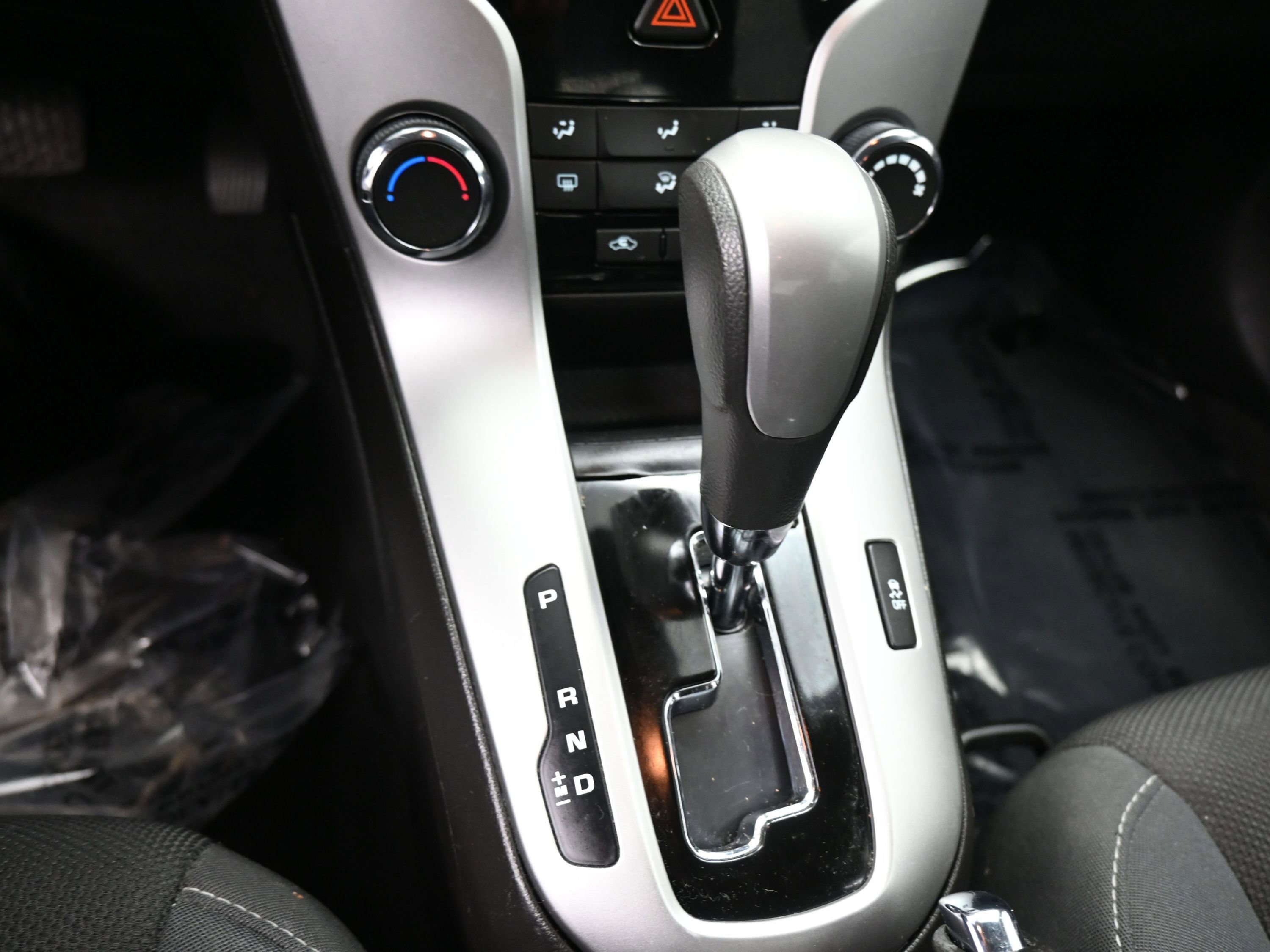 Used 2015 Chevrolet Cruze LT image 14