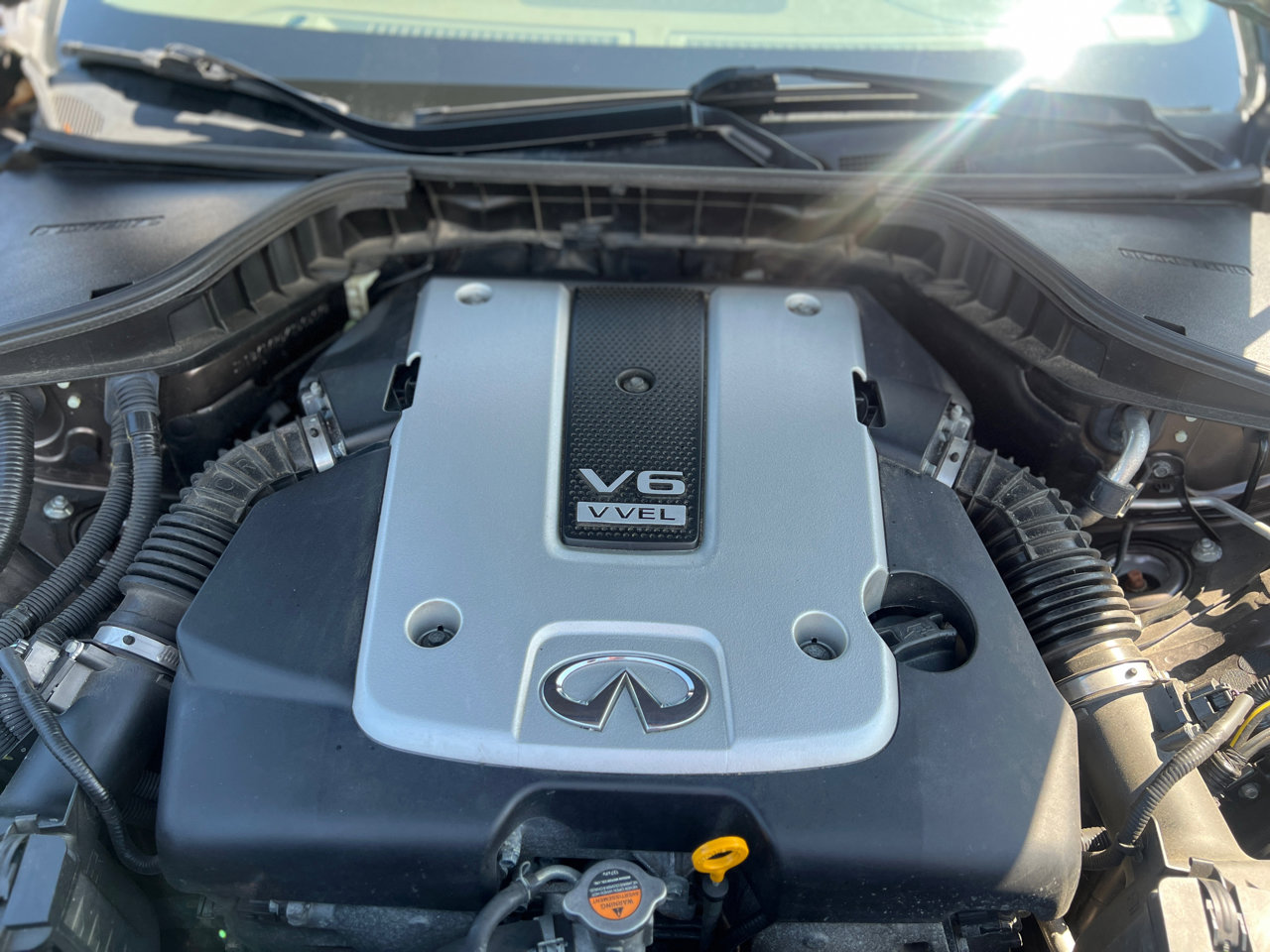 Used 2019 INFINITI Q70 Luxe image 47