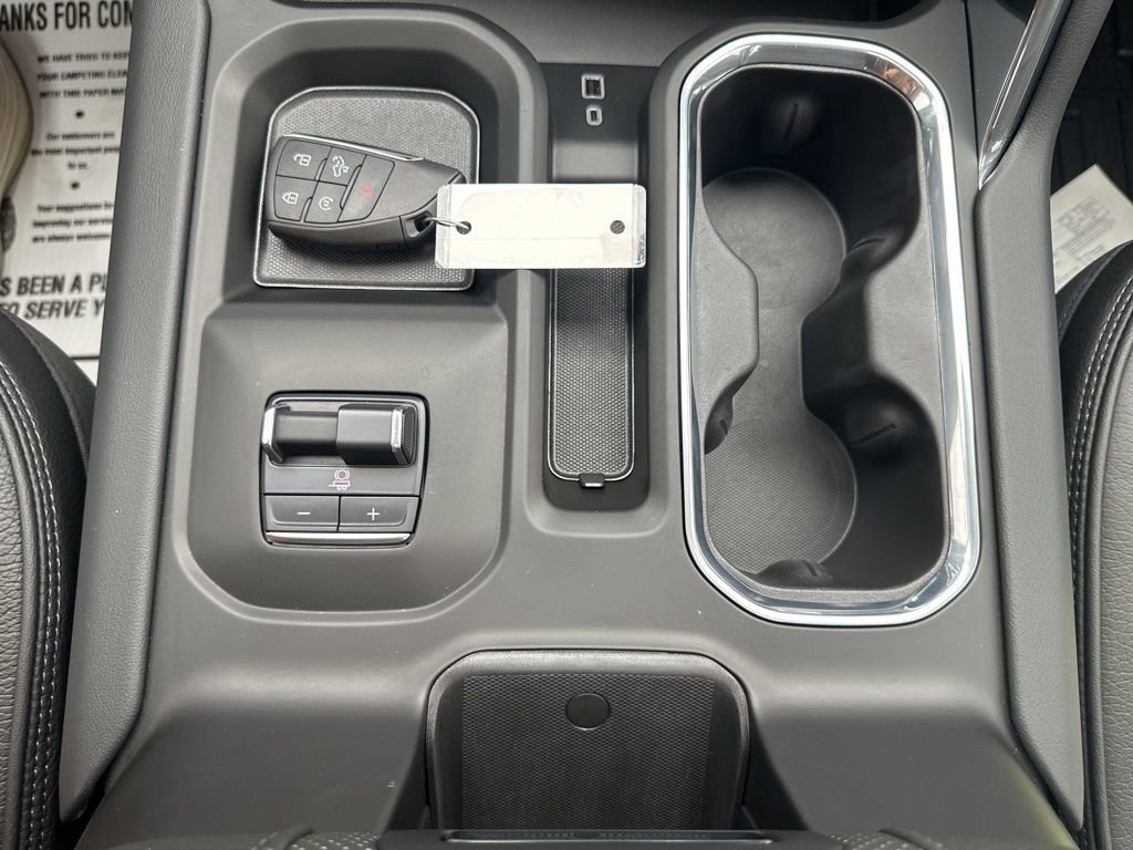 Used 2024 GMC Sierra 2500 Denali w/ Denali Reserve Package image 23