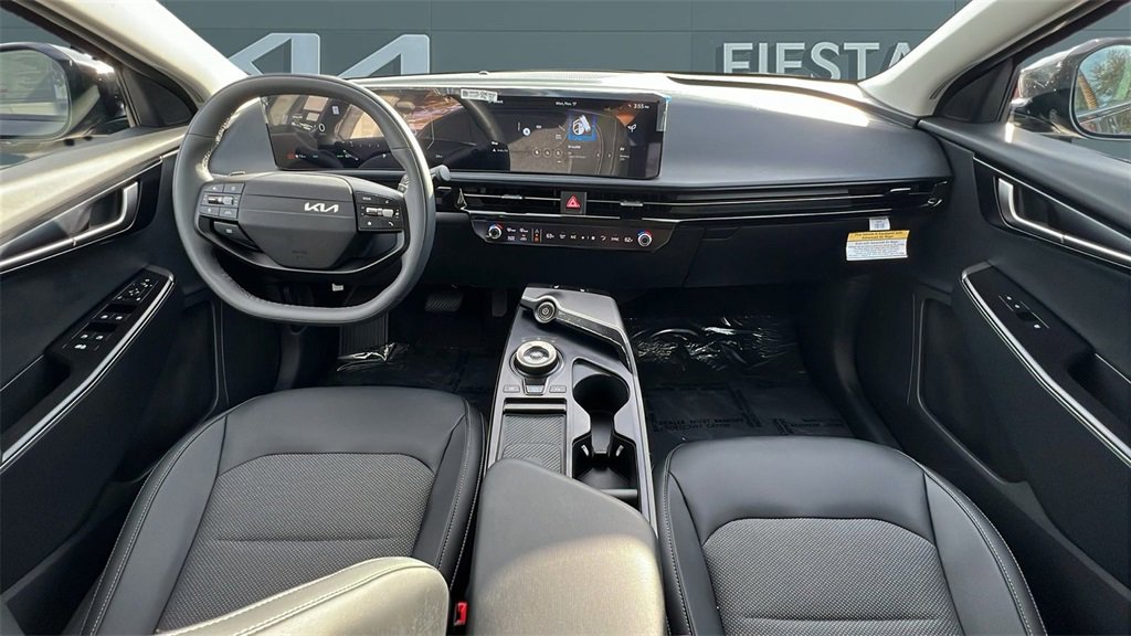New 2025 Kia EV6 Light image 6