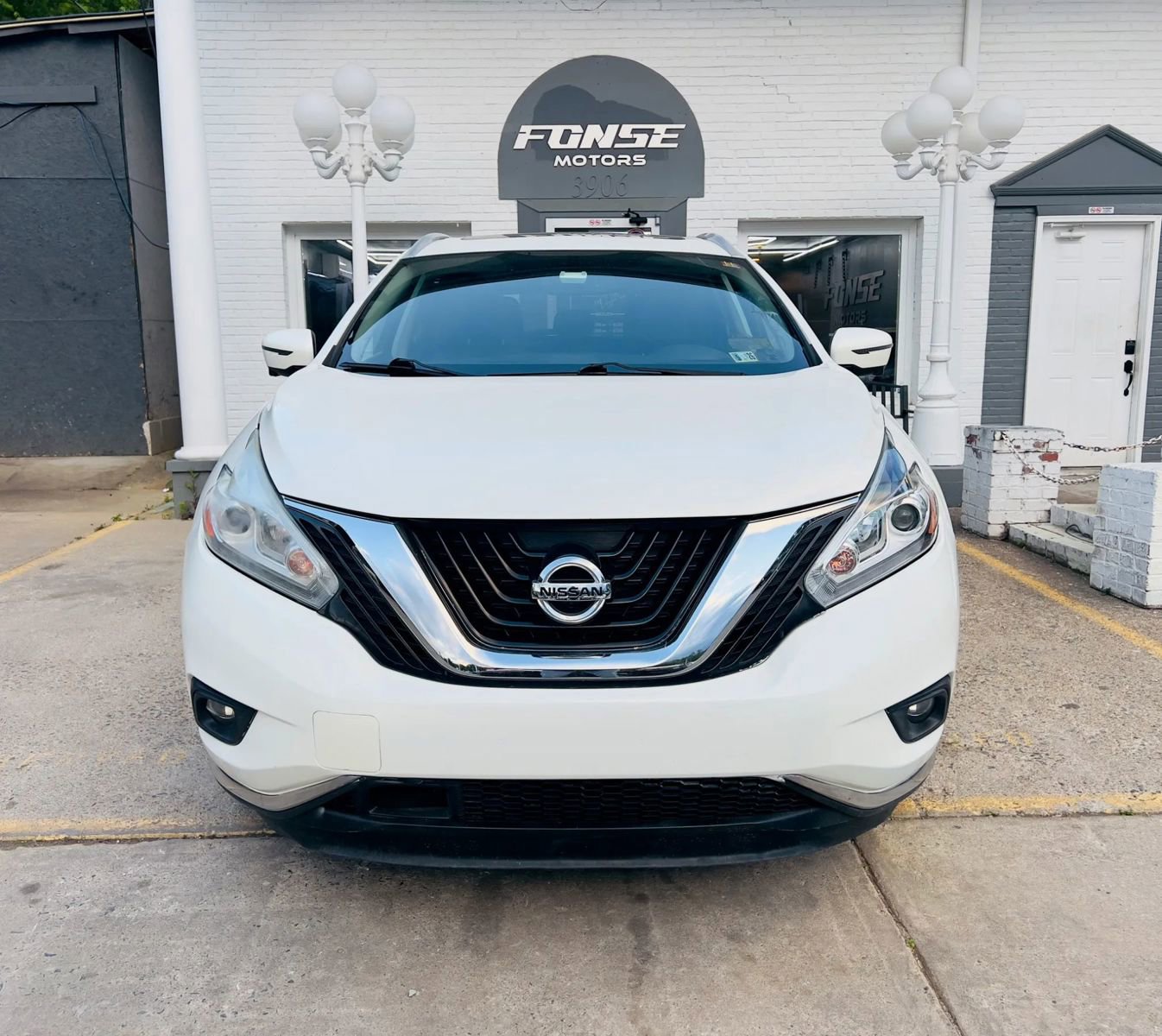 Used 2017 Nissan Murano SL w/ SL Technology Package AWD/4WD image 2