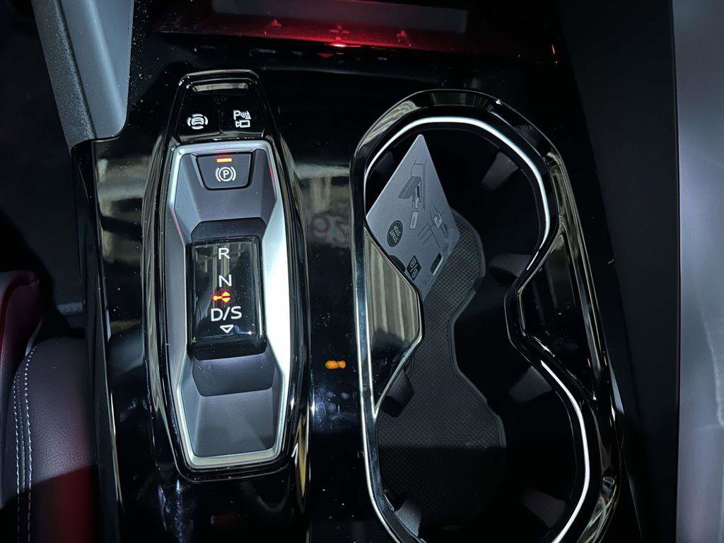 New 2025 Audi SQ5 Premium w/ Convenience Package image 24