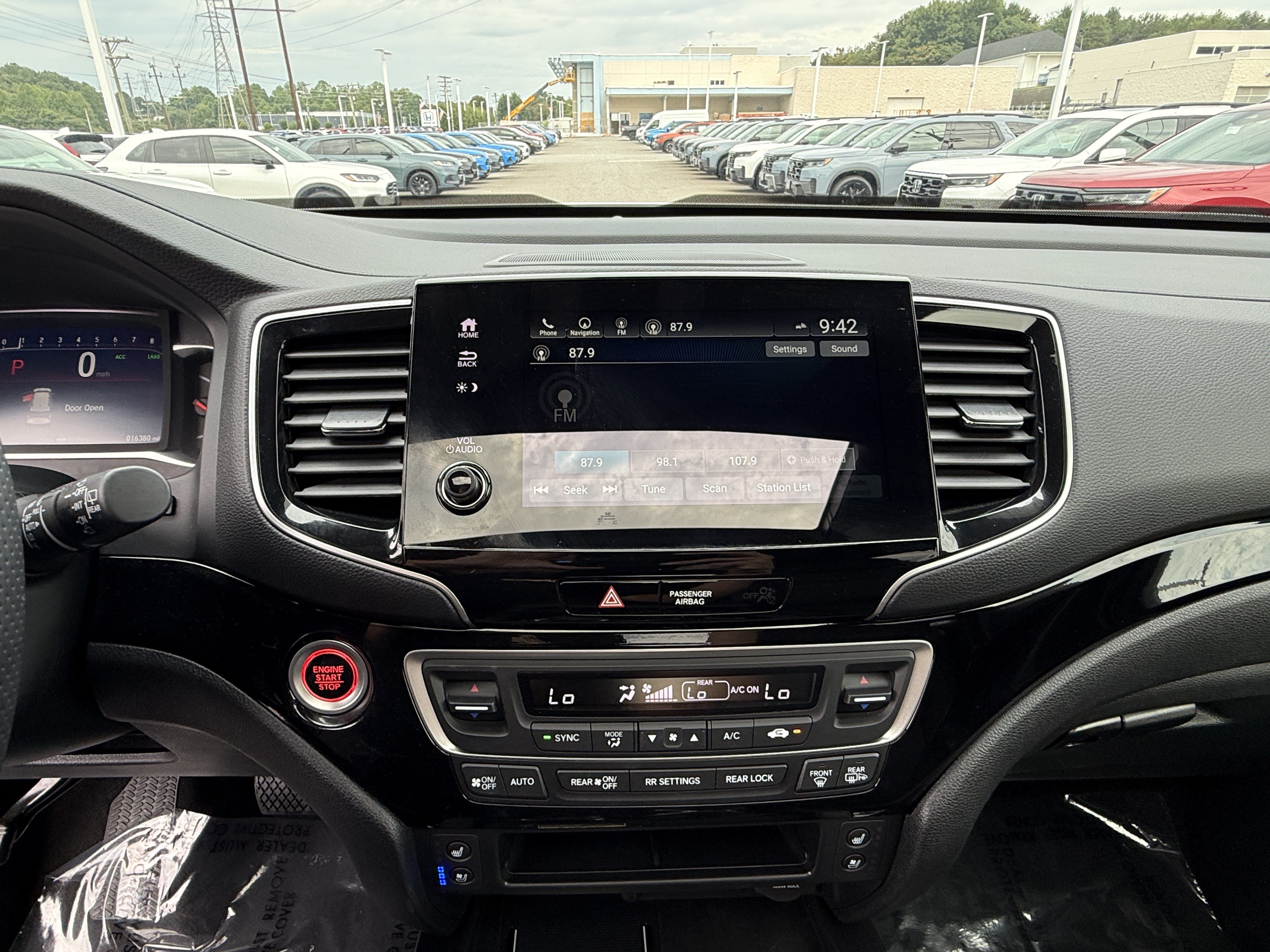 Certified 2024 Honda Passport Black Edition image 23