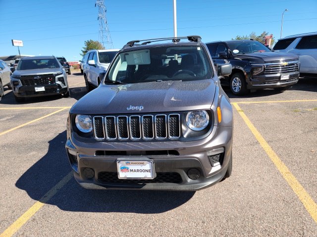 Used 2020 Jeep Renegade Sport w/ Sport Appearance Group AWD/4WD image 2
