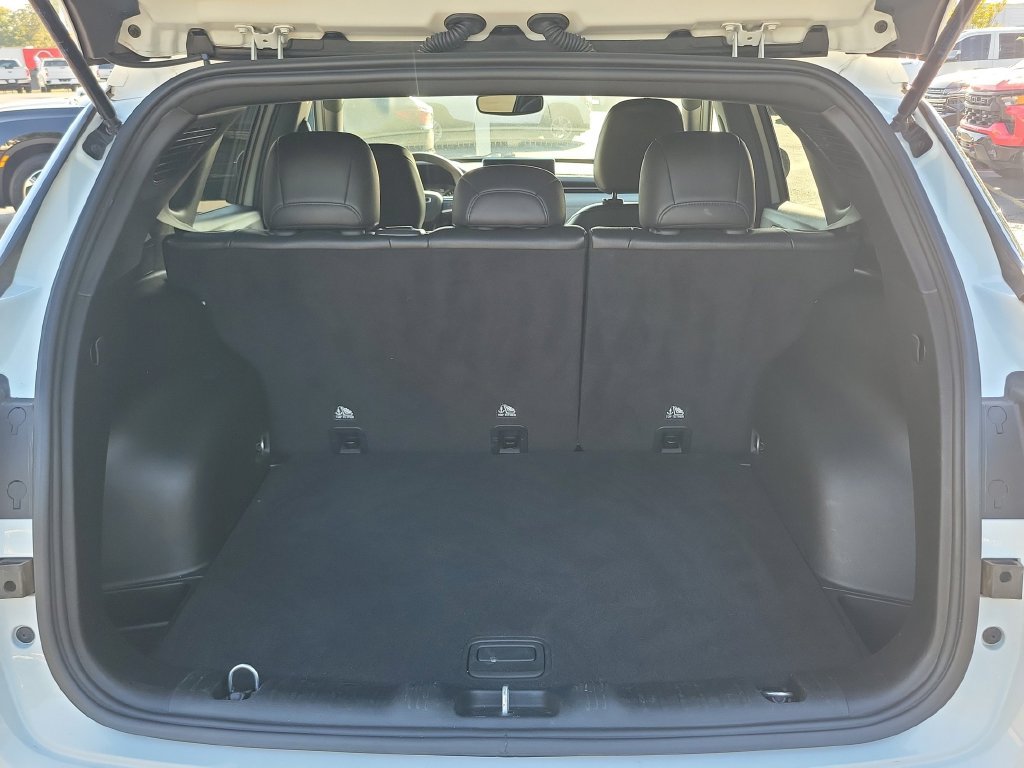 Used 2024 Jeep Compass Latitude AWD/4WD image 14