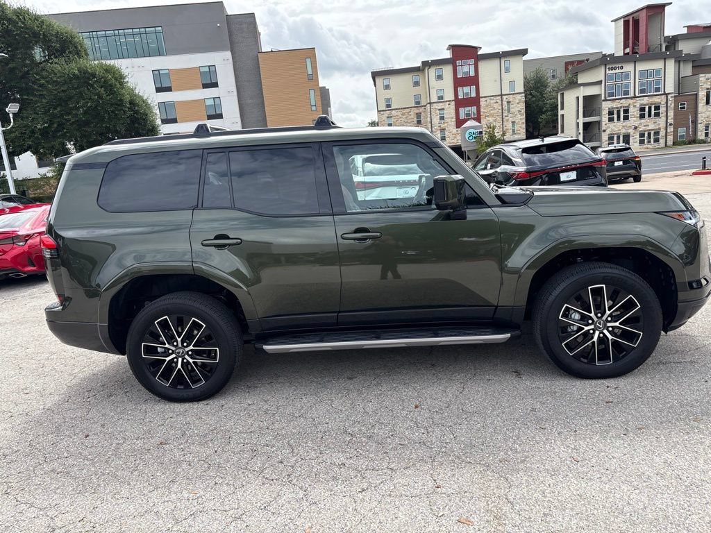 Certified 2026 Lexus GX 550 w/ Accessory Package (2T) AWD/4WD image 6