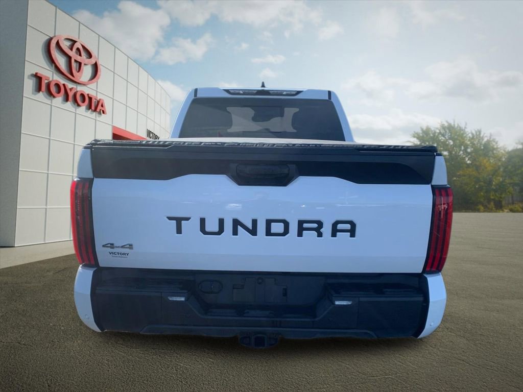 Used 2022 Toyota Tundra SR5 w/ SR5 Convenience Package image 4