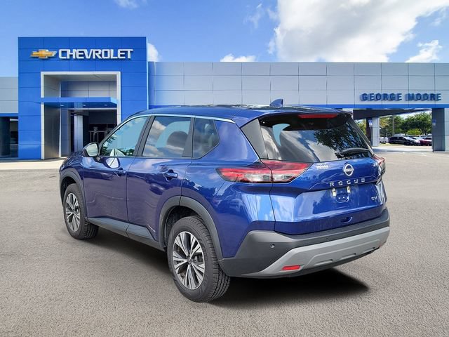 Used 2023 Nissan Rogue SV FWD image 3