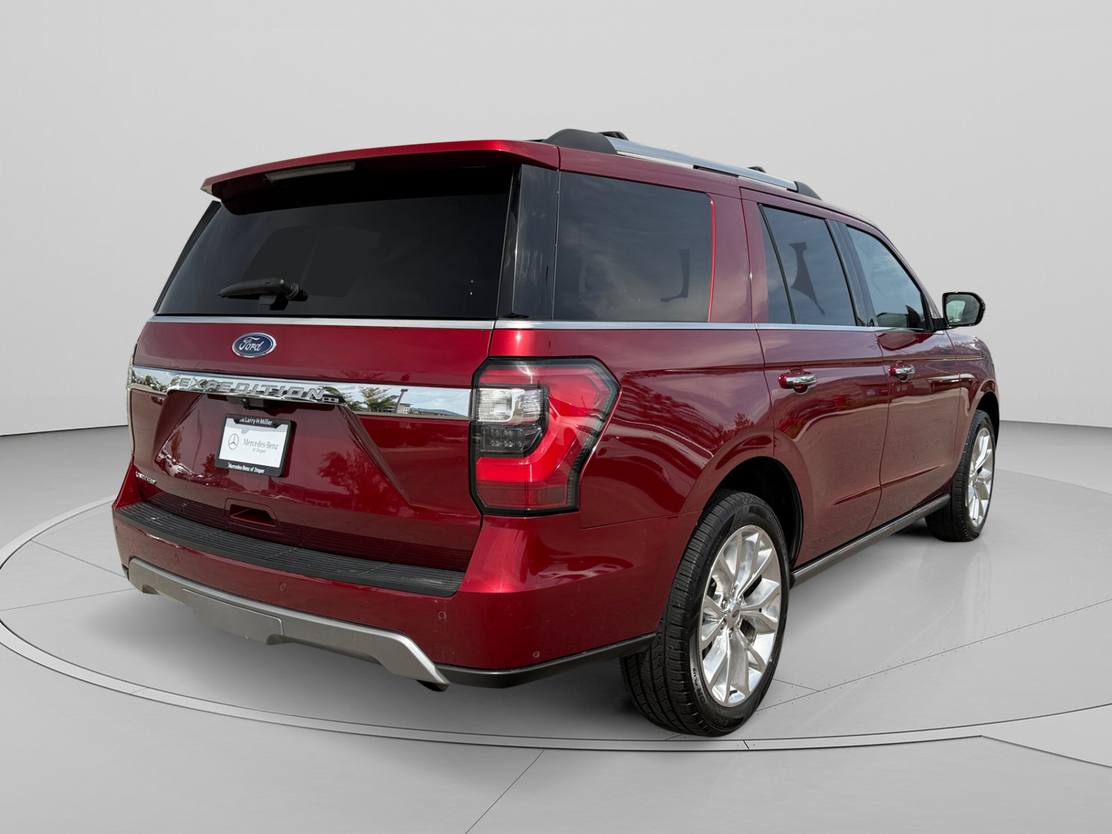Used 2019 Ford Expedition Limited w/ Equipment Group 302A image 5