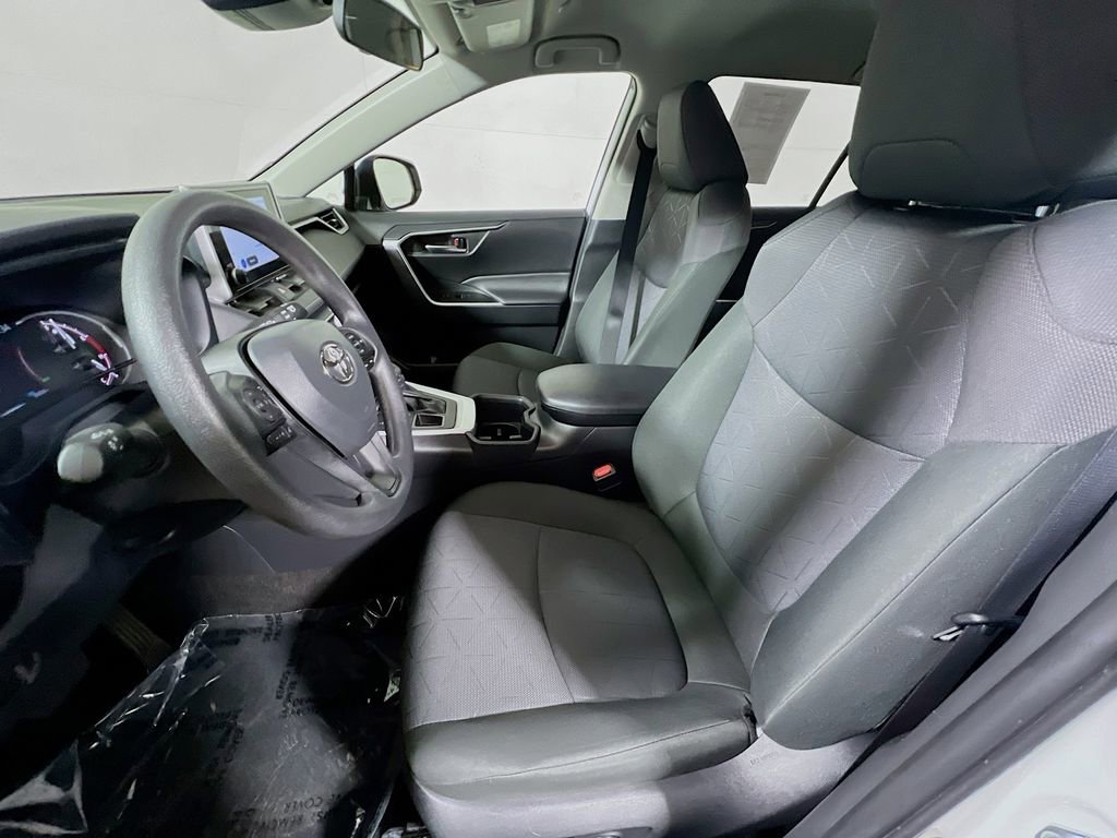 Certified 2025 Toyota RAV4 XLE image 19