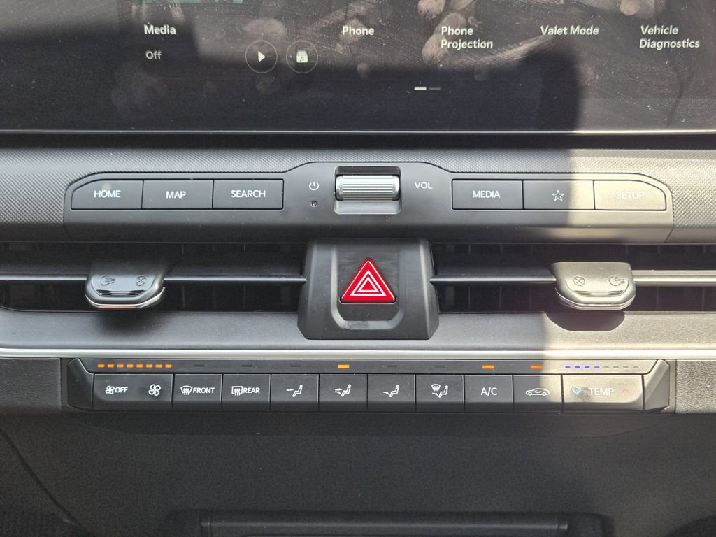 Certified 2025 Kia K4 FWD image 21
