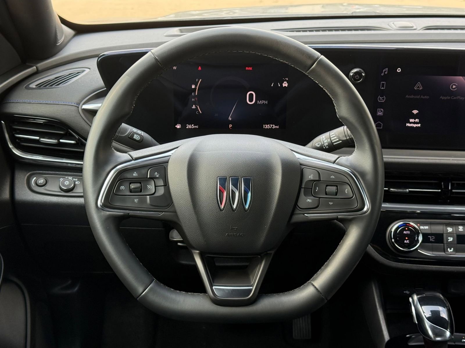 Used 2025 Buick Envista Sport Touring image 28