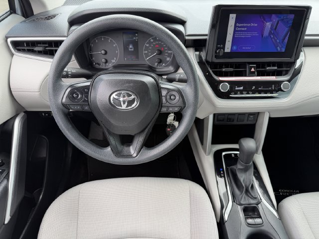 Used 2024 Toyota Corolla Cross L FWD image 10