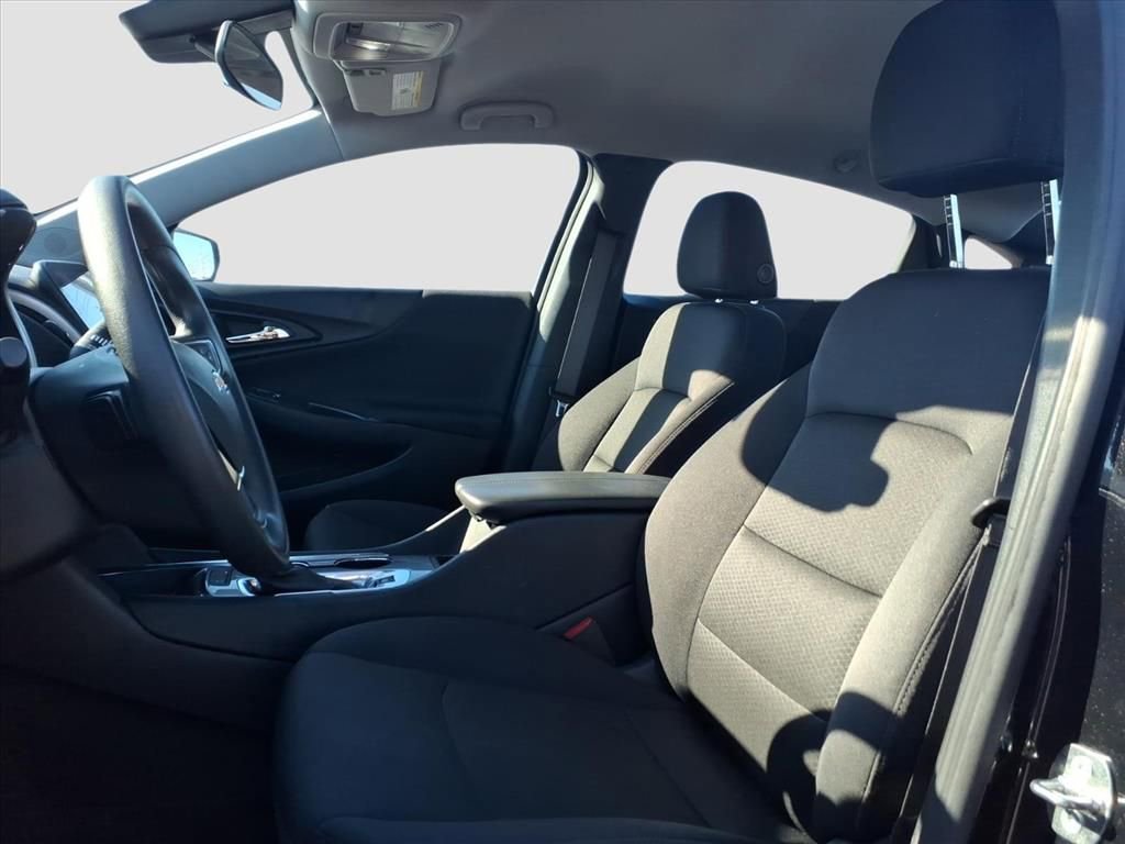Used 2024 Chevrolet Malibu LT image 17