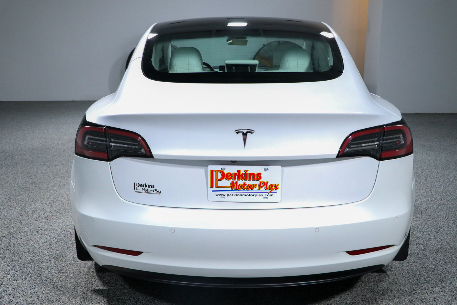 Used 2021 Tesla Model 3 Standard Range Plus RWD image 8