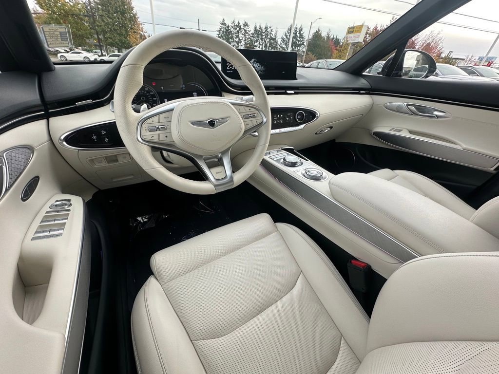 Used 2025 Genesis Electrified GV70 Advanced image 13