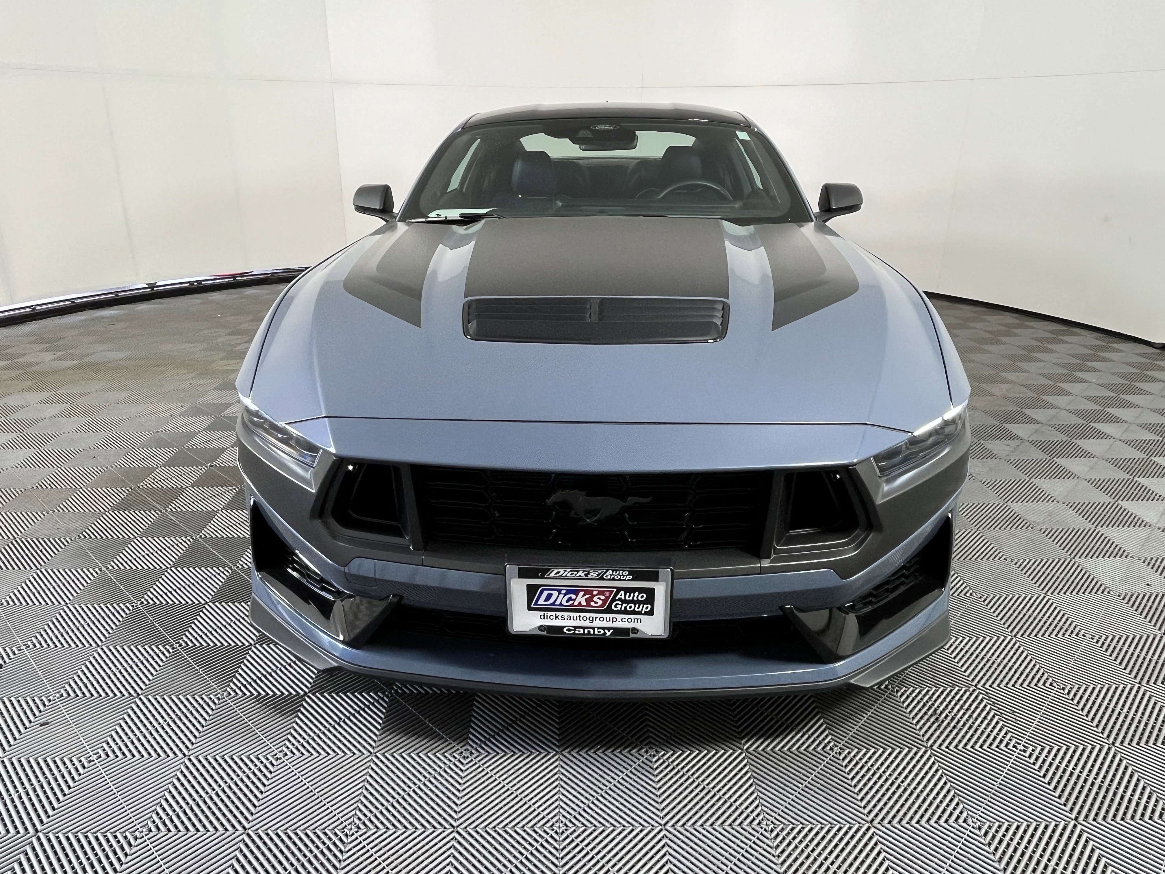 Used 2024 Ford Mustang Dark Horse image 8
